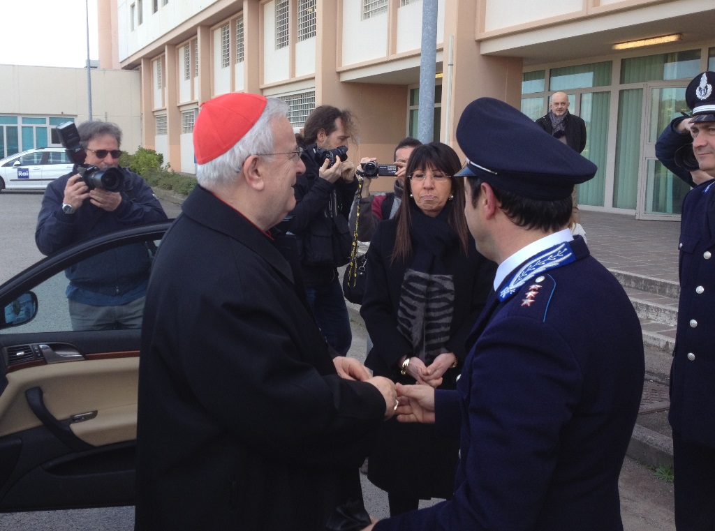 Visita del Cardinal Bassetti al carcere di Capanne