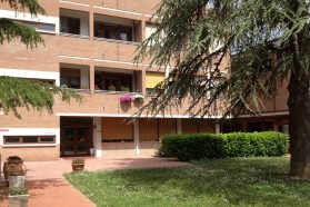 Perugia: c’è l’“emergenza scuola”. In Caritas diocesana non poche sono le richieste di aiuto per l’acquisto di libri (usati) e corredo scolastico
