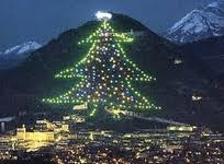 Perugia: Al “Villaggio della Carità” un albero di Natale con 2.400 luci