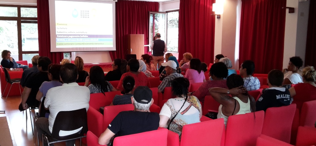 Perugia: 150 partecipanti al primo corso per come risparmiare nei consumi domestici di acqua, energia elettrica e gas, promosso dalla Caritas con la collaborazione delle Acli