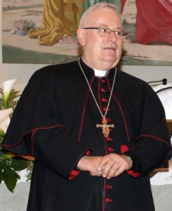 Malawi: Il Viaggio missionario di una delegazione umbra guidata dal cardinale Bassetti. Il porporato perugino ai giovani dAfrica: «Sappiate guardare al futuro con speranza e con la forza che viene dal Signore!»