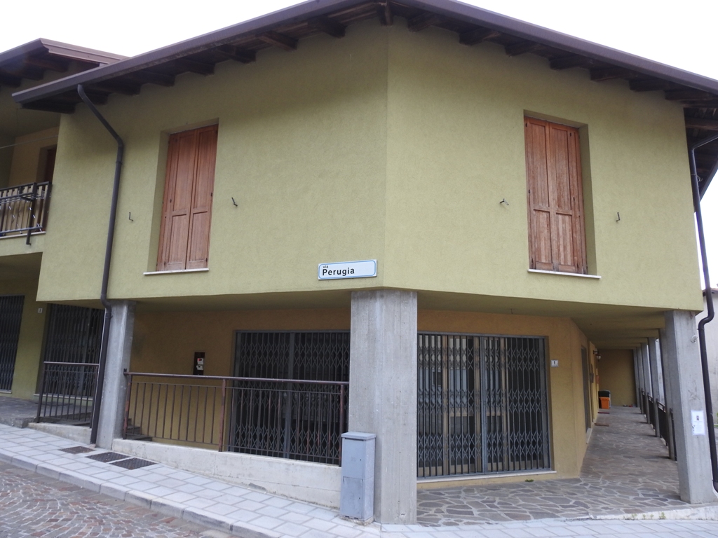 Al 40° anniversario del terremoto in Friuli anche il cardinale Gualtiero Bassetti e un gruppo di volontari dell’epoca a Trasaghis e Peonis (Udine)