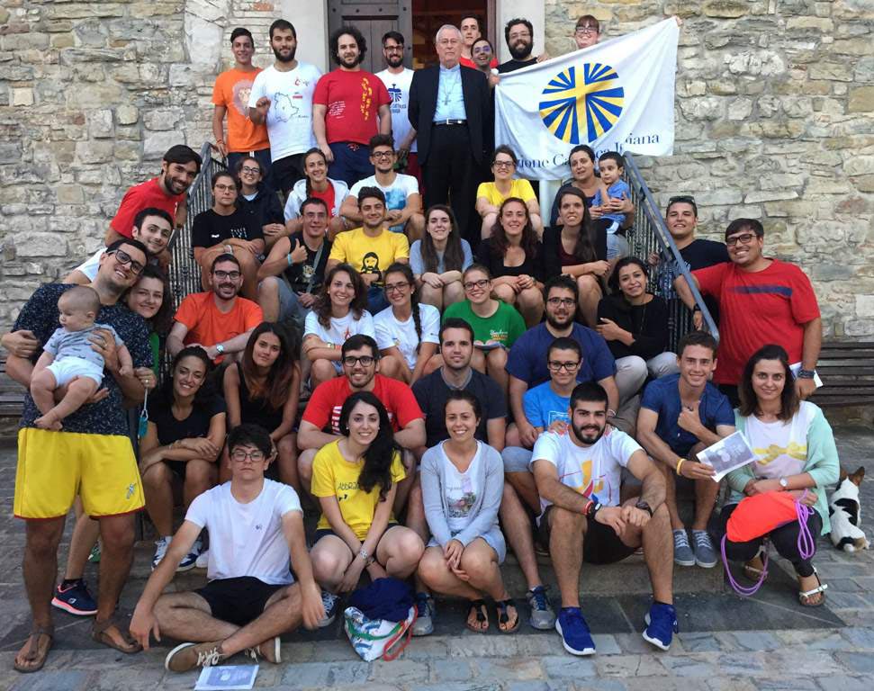 Perugia: il cardinale Gualtiero Bassetti commenta a «Umbria Radio» la prossima visita del Papa ad Assisi. Il porporato: «Il Papa ripercorre la via di pace di San Francesco
Giustizia e pace possono camminare insieme. Tutti gli uomini siano operatori di misericordia, di pace e di giustizia»