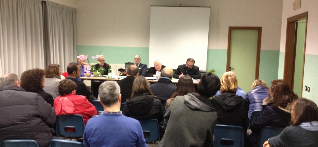 Perugia: Prosegue la “Settimana della Scuola”. Il proficuo incontro con rappresentanti dei genitori nei Consigli di Istituto. Il cardinale Bassetti: «La Chiesa guarda veramente con fiducia a un patto, a un’alleanza educativa fra tutte le componenti interessate»