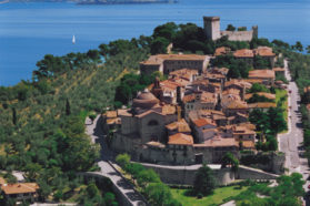 Perugia: E’ tornato alla Casa del Padre don Amerigo Rossi, parroco di Vaiano e Villastrada.  Il cardinale Gualtiero Bassetti: «E’ una luce che si spegne per la nostra Chiesa diocesana»