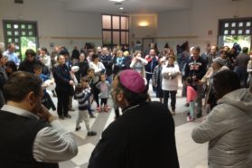 Perugia: Svoltasi la seconda “Festa del Bambino” promossa dalle tredici scuole d’infanzia aderenti alla FISM con il patrocinio dell’Archidiocesi. Il vescovo ausiliare mons. Paolo Giulietti: «La bellezza di queste scuole è quella di essere una famiglia, dove ognuno si sente a casa»