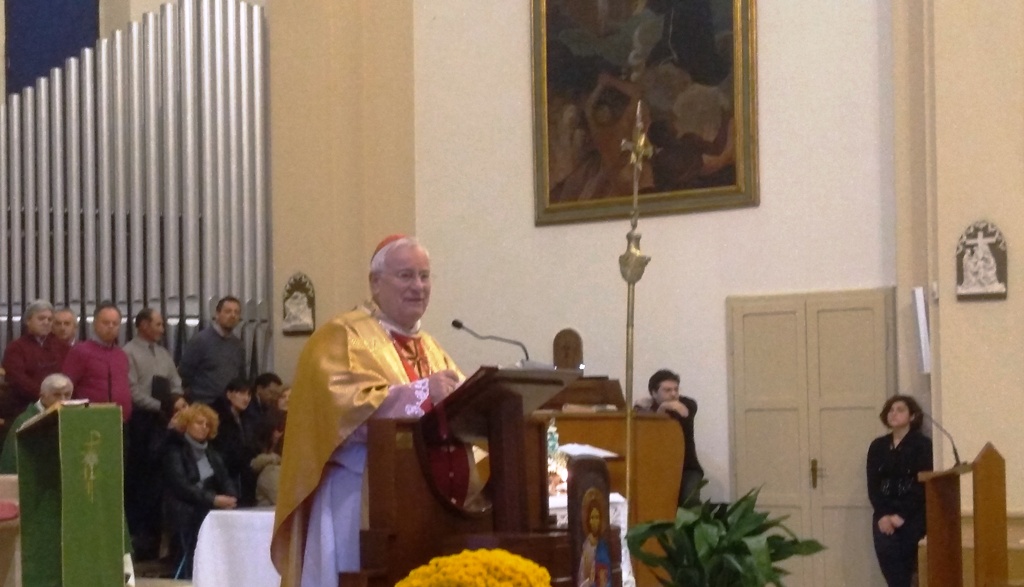 Perugia: Il cardinale Gualtiero Bassetti, in occasione della Prima Giornata Mondiale dei Poveri, ha esortato a «reagire alla cultura dello scarto e dello spreco facendo propria la cultura dell’incontro, dell’andare verso coloro che hanno bisogno»