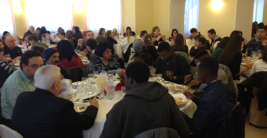 L’iniziativa del tradizionale Pranzo di Natale offerto dal cardinale Gualtiero Bassetti