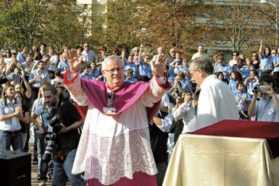 Alla sorgente della fede. Il cardinale arcivescovo Gualtiero Bassetti commenta le parole del Presidente Sergio Mattarella e ricorda don Giulio Facibeni: un gigante della carità. Sulla rubrica Dialoghi de Il Settimanale de «L’Osservatore Romano»