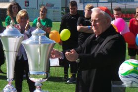 Perugia: Al suo “calcio d’inizio”, il 27 aprile, la 13a edizione della “StarCup” promossa  dal Coordinamento Oratori Perugini. Previste quasi 6.000 presenze a questo evento di fede e sport di rilevanza sociale. Don Riccardo Pascolini: «Lo sport come strumento per trasmettere i valori della vita»