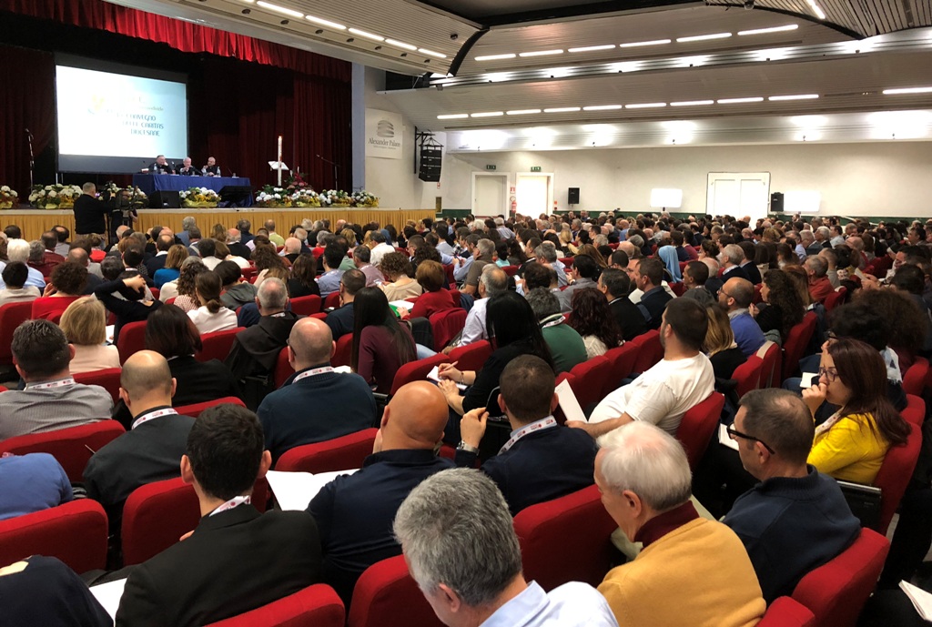 La Caritas di Perugia-Città della Pieve al 40° Convegno nazionale delle Caritas diocesane. Il direttore Giancarlo Pecetti: «Ascoltare anche i giovani su quanto sta accendo in Siria. Ci prepariamo ad accogliere una seconda famiglia siriana che giungerà con il corridoio umanitario»