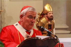 Perugia: La Chiesa diocesana si appresta ad accogliere sei nuovi sacerdoti.  Federico Casini,  Nicolò Gaggia, Augusto Martelli, Pietro Squarta, Giovanni Le Yang e Salvatore Mauro Reitano saranno ordinati presbiteri dal cardinale Bassetti il 29 giugno nella cattedrale di San Lorenzo. Sono «pane fresco di carismi e di doni di Dio a disposizione di tutti»