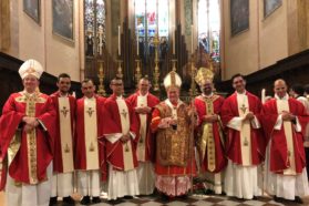 Perugia: Ordinazione sacerdotale nella cattedrale di San Lorenzo. Le sei frasi di papa Francesco  per i neo presbiteri Federico Casini, Nicolò Gaggia, Augusto Martelli, Pietro Squarta, Giovanni Le Yang e Salvatore Mauro Reitano, che hanno avuto parole di ringraziamento.