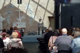 Dal IX Incontro Mondiale delle Famiglie (Dublino 21-26 agosto 2018):  Dopo i primi tre giorni trascorsi nella visita-pellegrinaggio ai luoghi più rappresentativi e suggestivi della spiritualità irlandese, la delegazione perugino-pievese si appresta a vivere i diversi appuntamenti del IX World Meeting Families (WMF)