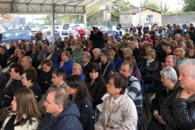 Perugia: “Dignità e lavoro”. Una giornata di riflessione su un tema scottante con esperti, rappresentanti delle istituzioni civili, del mondo imprenditoriale, dei sindacati e degli studenti,  i futuri lavoratori. Il cardinale Gualtiero Bassetti auspica la più ampia convergenza delle varie componenti sociali impegnate a favorire l’occupazione e più politiche che incentivino il lavoro