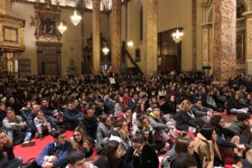 Perugia: Celebrata la Veglia di preghiera di Avvento dei giovani con il cardinale Bassetti. «Siete il presente e il futuro della nostra Chiesa»