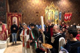 Perugia: Celebrazioni in onore del Santo Patrono Costanzo, vescovo e martire. I Primi vespri solenni presieduti dal vescovo delegato ad omnia mons. Paolo Giulietti