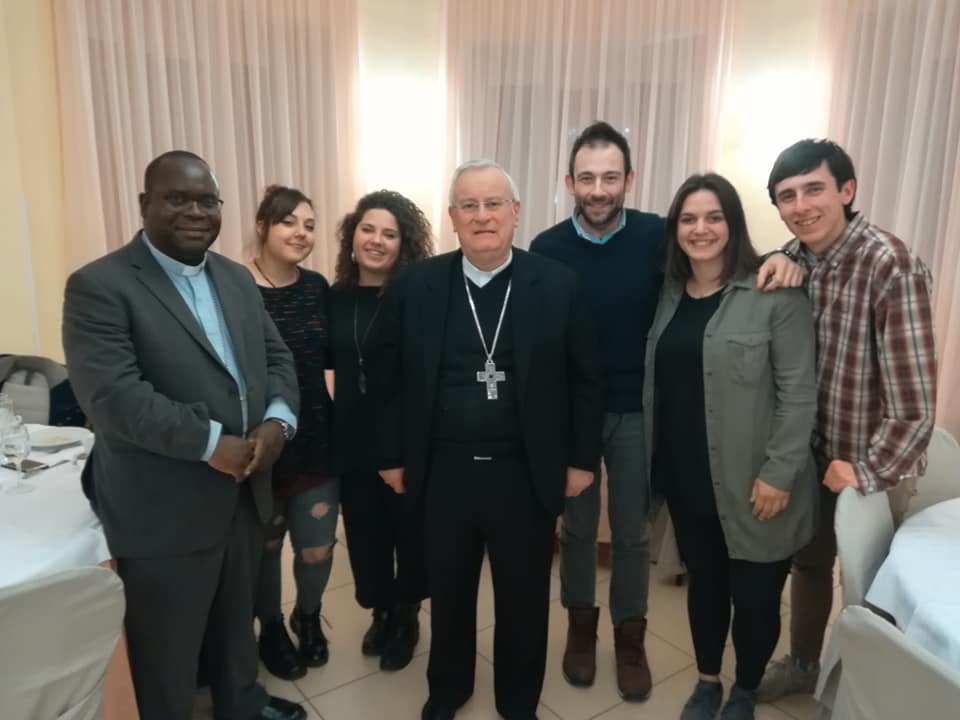 Perugia: La visita del vescovo di Zomba mons. George Tambala a 40 anni dall’inizio del rapporto di amicizia solidale tra la Chiesa perugina e quella della già capitale del Malawi; un rapporto che ha coinvolto negli anni, attraverso progetti di cooperazione, anche Istituzioni civili e realtà produttive umbre. Incontrati, oltre al cardinale Bassetti, la presidente della Regione e il sindaco di Perugia