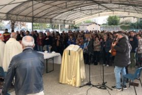 La seconda “Festa del lavoro e della solidarietà” a San Sisto e Sant’Andrea delle Fratte.  Il parroco don Claudio Regni: «Girare per la nostra zona industriale è come camminare dentro una chiesa»