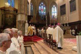 La Chiesa diocesana in festa per il 25° anniversario di ordinazione episcopale del suo Pastore, il cardinale Gualtiero Bassetti. Il saluto del vescovo ausiliare mons. Marco Salvi  e la lettera di affetto di papa Francesco