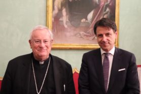 Il cardinale Gualtiero Bassetti, presidente della Cei,  ha ricevuto il presidente del Consiglio dei ministri Giuseppe Conte in visita in Umbria