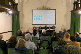 L’arcivescovo di Lucca mons. Paolo Giulietti all’incontro conclusivo di “Luoghi invisibili”.  Il presule: «E’ una manifestazione che interpreta un bisogno che c’è nelle persone,  per questo ha successo e mette insieme sia la dimensione religiosa che quella laica della città»