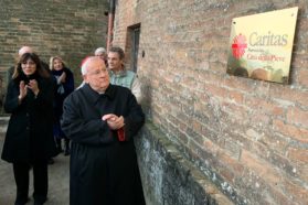 Città della Pieve: Inaugurata la nuova sede della Caritas diocesana. Il cardinale Gualtiero Bassetti:  «Sono ambienti decorosi, rispettosi e pieni di calore umano»