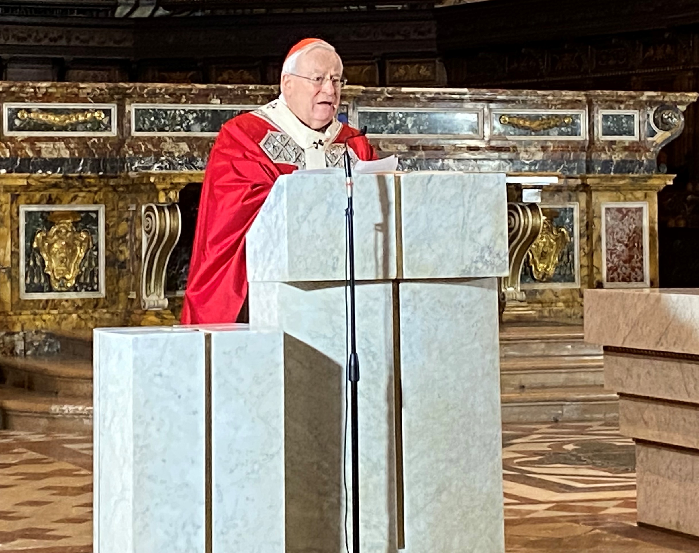 Omelia del cardinale arcivescovo Gualtiero Bassetti della celebrazione della Passione del Signore del Venerdì Santo 10 aprile 2020 nella cattedrale di Perugia