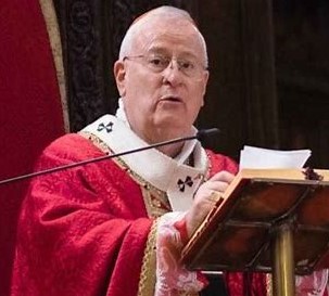 Il cardinale Gualtiero Bassetti celebrerà la Messa del Giorno di Natale in cattedrale, la prima con il popolo di Dio dopo la malattia. Il calendario delle celebrazioni natalizie in San Lorenzo