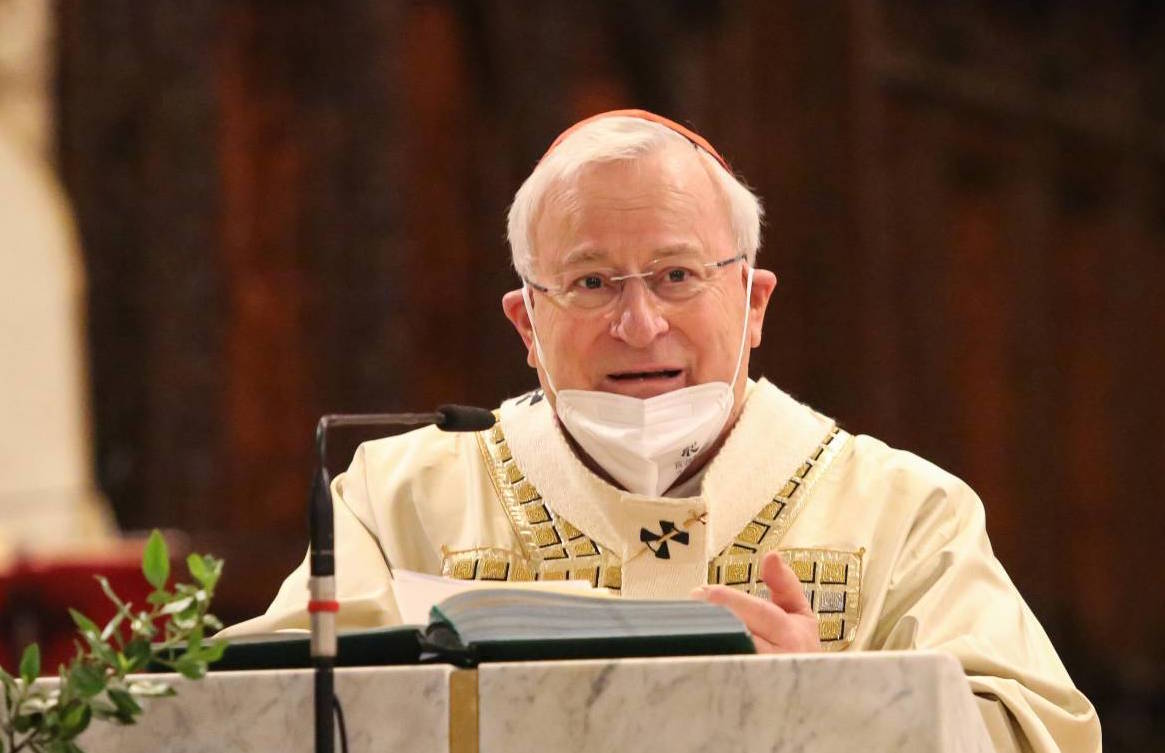 Il cardinale Bassetti: «L’Epifania è una manifestazione di luce per tutti, anche in questa pandemia… Bisogna sempre partire dall’uomo e dai suoi problemi, perché sono gli stessi problemi di Dio quando sono posti in una giusta luce»