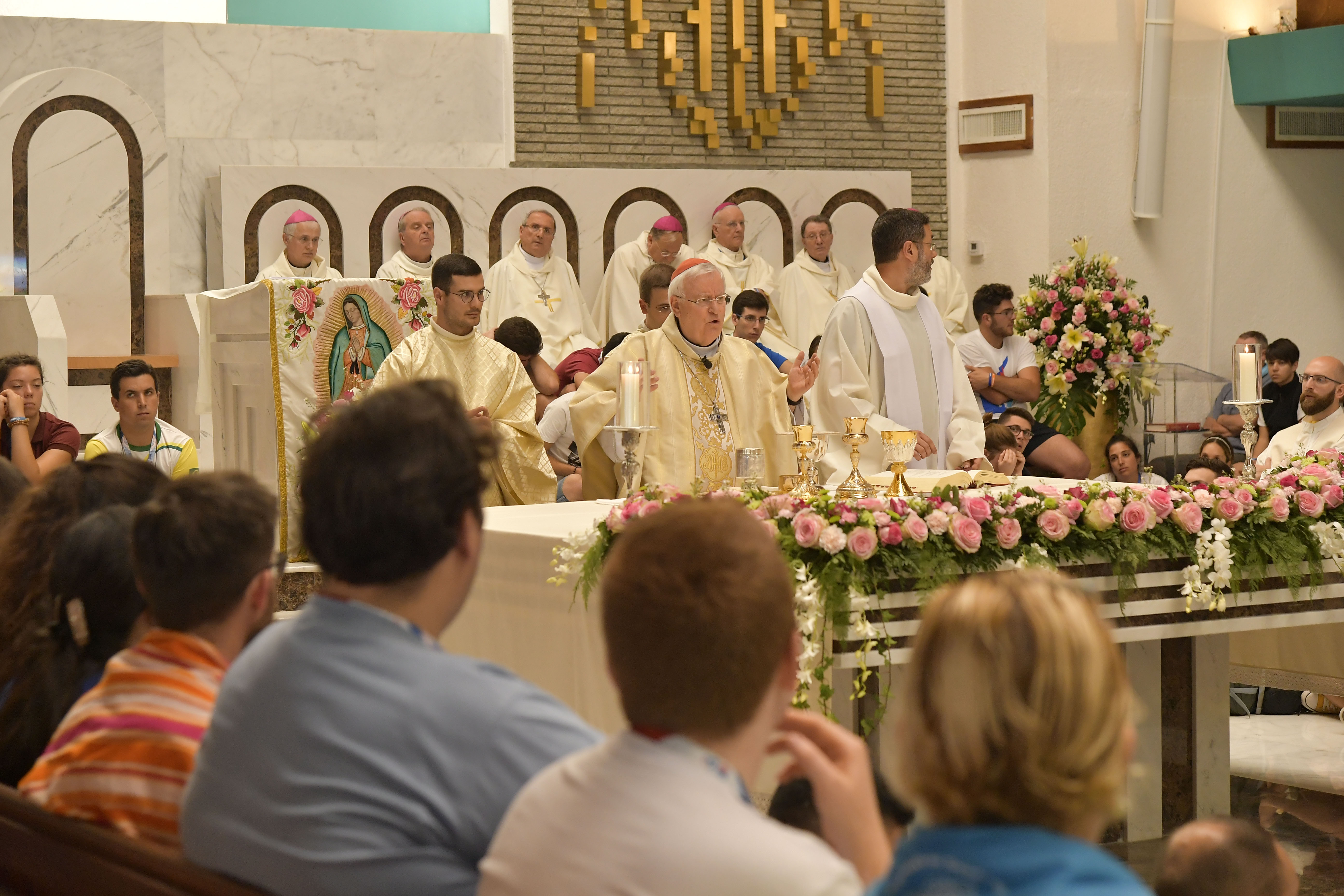 Domenica 21 novembre la Giornata diocesana della gioventù. A Città della Pieve incontro dei giovani che saranno accolti dal Cardinale Bassetti per vivere un pomeriggio di confronto e di proposta