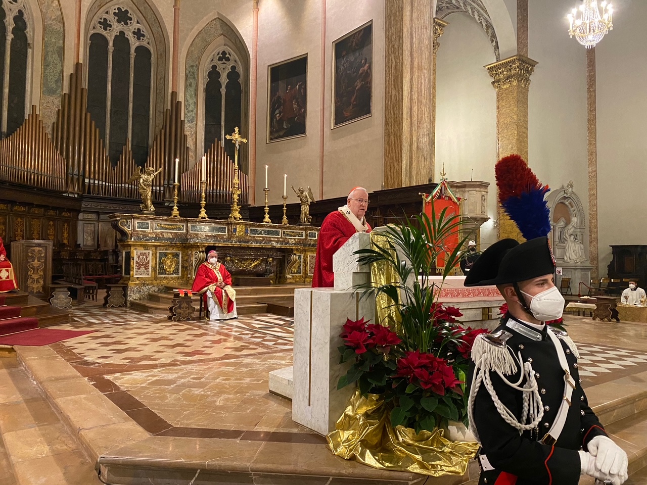Festa di San Costanzo, vescovo e martire, patrono della città di Perugia e dell’Archidiocesi. L’omelia del cardinale Bassetti: «L’amore cristiano, se è autentico, coincide sempre con il dare e comunicare vita».