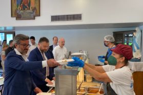 Perugia: da Banco Bpm un aiuto concreto alle attività Caritas per l’accompagnamento delle famiglie ucraine accolte dalla Chiesa diocesana. Il plauso e la gratitudine dell’amministratore diocesano  mons. Marco Salvi, del cardinale Gualtiero Bassetti e del direttore della Caritas diocesana don Marco Briziarelli
