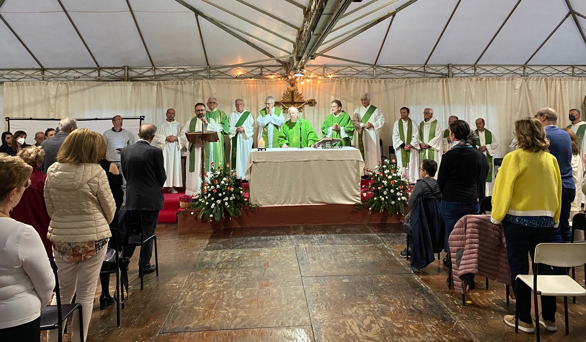 Celebrato il 25mo anniversario dell’associazione “Alle Querce di Mamre”. Al via l’“anno “giubilare” dedicato al suo fondatore, il venerabile Vittorio Trancanelli. Il cardinale Bassetti all’omelia: «E’ un cammino di solidarietà arrivato fino a noi…, una piccola avventura dello Spirito con un seme gettato per essere segno di misericordia e solidarietà»