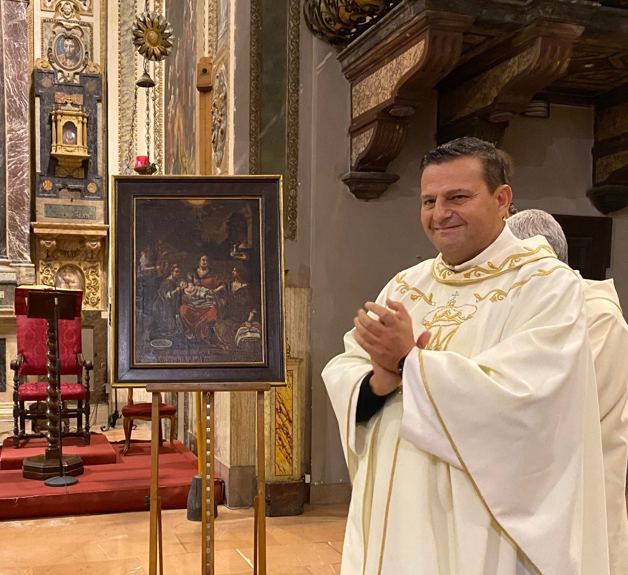 Ritorna alla città la “Natività della Vergine Maria” di Pietro da Cortona custodita nella chiesa del Gesù. Fedeli e visitatori possono ammirarla dopo il suo recente rinvenimento ed accurato restauro. Il rettore don Mauro Angelini: «Questa chiesa è sempre più santuario mariano e “museo” di splendide opere d’arte. In tanti entrano per raccogliersi in preghiera, oltre che per ammirare questi capolavori»