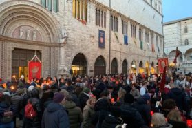 La solennità del Santo patrono Costanzo, fondatore della comunità cristiana perugina. Il programma religioso del 28-29 gennaio con la “luminaria” e l’ordinazione sacerdotale di Claudio Faina